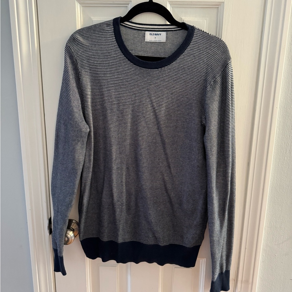 Old navy men’s striped sweater